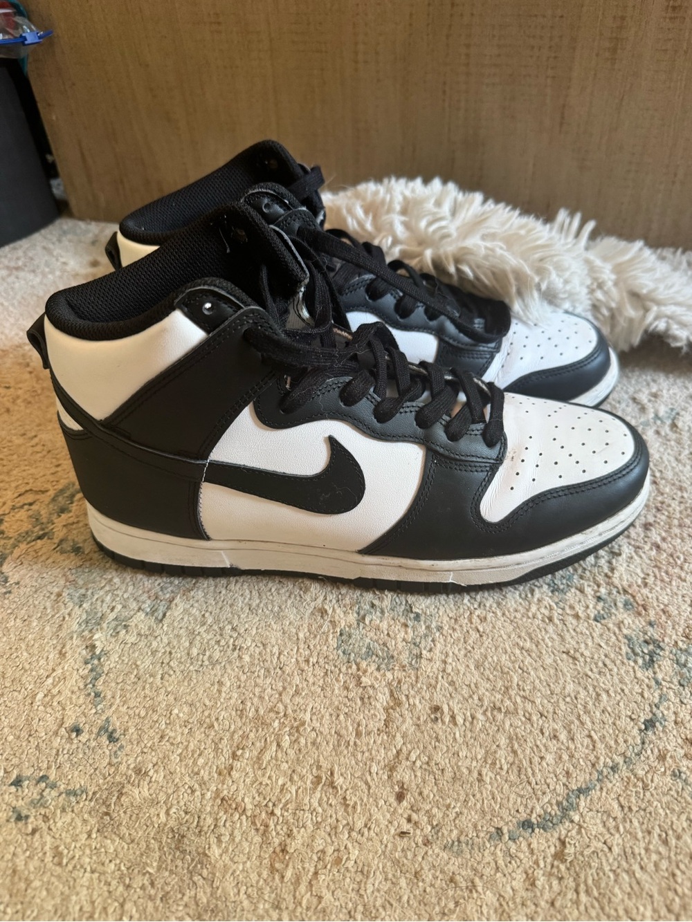 Nike Men’s Black and White High-Top Sneakers